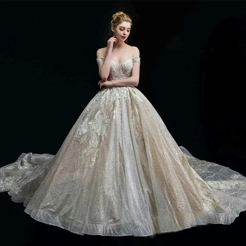 Luxueuse Robe De Mariée Épaules Dénudées Avec Broderie Dentelle Et Paillettes Robe De Bal Style Traîne Mariée