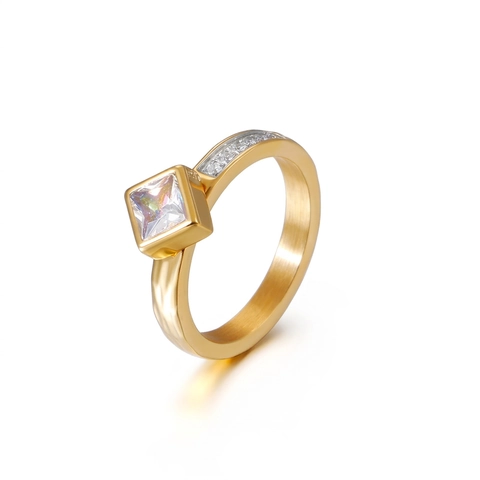Anillo De Acero Inoxidable Con Zirconia Cuadrada Y Micro Diamantes Bañado En Oro De 18K Joyería De Moda Geométrica Para Mujer
