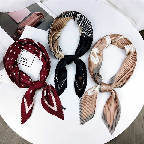 Dames Geplooide Satin Vierkante Sjaal Vintage Geometrische Polka Dot Bedrukte Halssjaal Elegante Koreaanse Haarwikkel Mode Accessoires