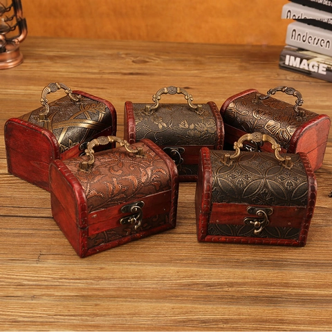 Vintage Wood Jewelry Storage Box Distressed Treasure Chest With Metal Handle Lock Antique Style Decorative Case