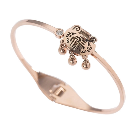 Bracelet Jonc En Acier Inoxydable Or Rose Serrure De Longue Vie Fu Avec Breloques Cloche Et Zircon Pour Femmes Style Coréen