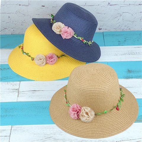 Women Woven Straw Sun Bucket Hat With Flower Garland Wide Brim Beach Vacation Breathable Windproof Rope