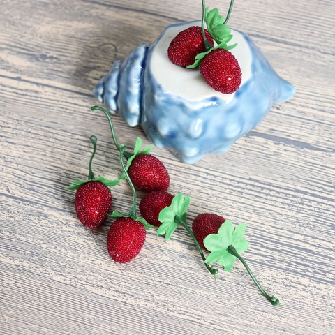 Künstliche Erdbeeren Realistische Falsche Frucht Schaum Rote Beeren Mit Grünen Blättern Für Hausdekor Fotografie Requisiten