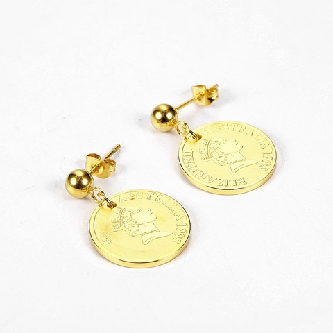 Vintage Elizabeth II Portrait Coin Drop Earrings Stainless Steel 18K Gold Plated Retro Round Medallion Dangle Earrings For Women Jewelry