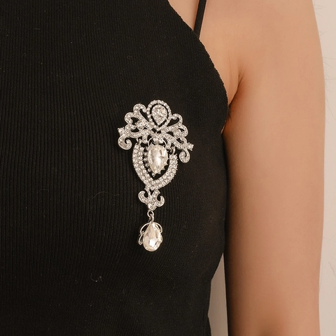 Retro Palace Style Crystal Brooch Alloy Rhinestone Teardrop Pendant Pin For Women Wedding Banquet Coat Dress Decoration Elegant