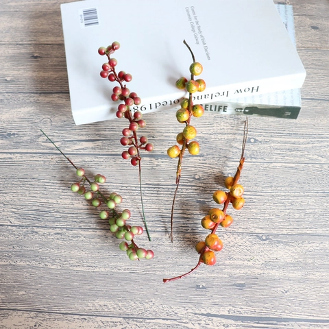 Künstliche Orangenbeeren Zweige Realistische Schaumstoff Fruchtstiele Kunststoffzweig Mit Eisendraht Für Heimdekoration Weihnachten DIY