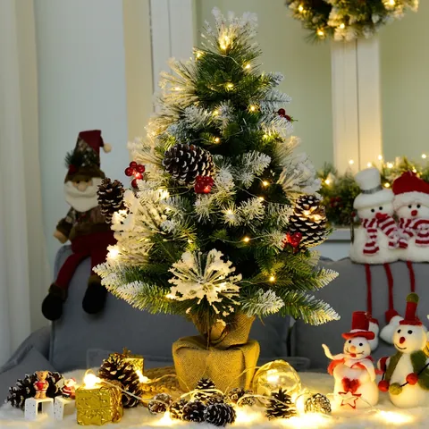 Mini Árbol De Navidad Nevado Piñas Bayas Rojas Base De Arpillera Luces LED Adorno De Escritorio Agujas De Pino Artificiales