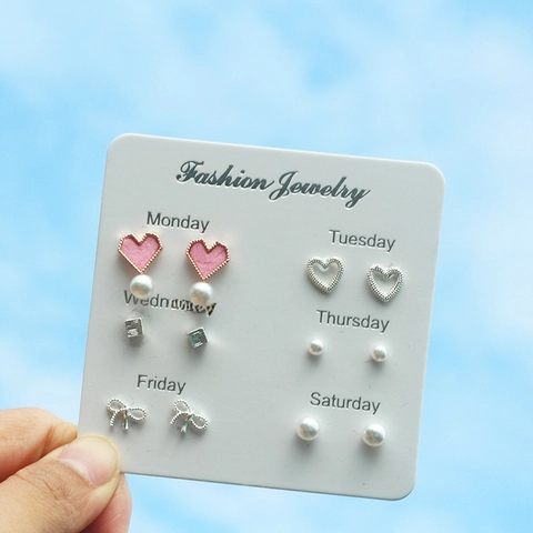 Orecchini A Lobo Con Perno In Lega Strass Finta Perla Artificial Giorni Della Settimana Design Multipli Cuore Stella Per Donne