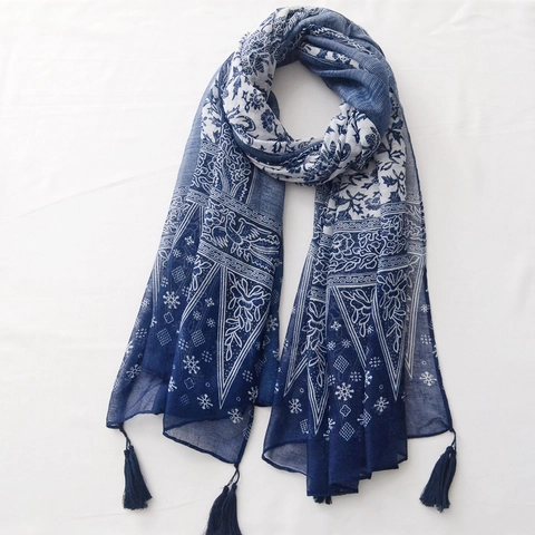 Women Blue and White Porcelain Printed Scarf Ethnic Style Lightweight Polyester Shawl With Tassels For Beach Travel Sunscreen