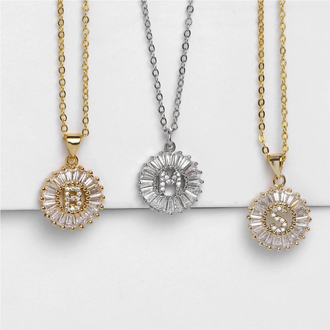 Initialen Ketting Koper 18K Verguld Zirkonia Ingelegd Zonnestraal Ronde Medaillon Alfabet Hanger Voor Dames