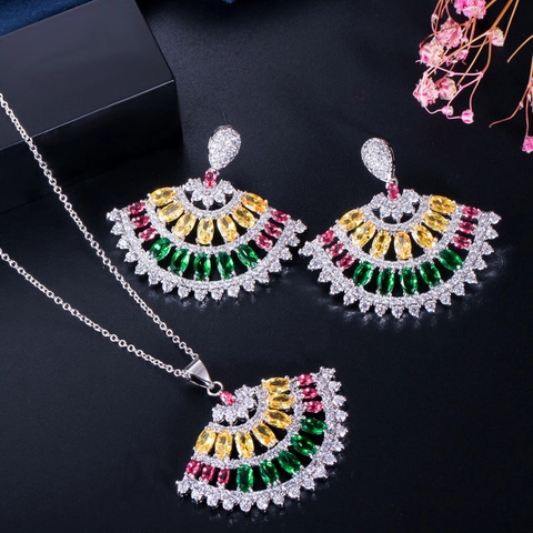 Elegante Collana E Orecchini A Forma Di Ventaglio Per Donna Rame Placcato Platino Zircone AAA Multicolore