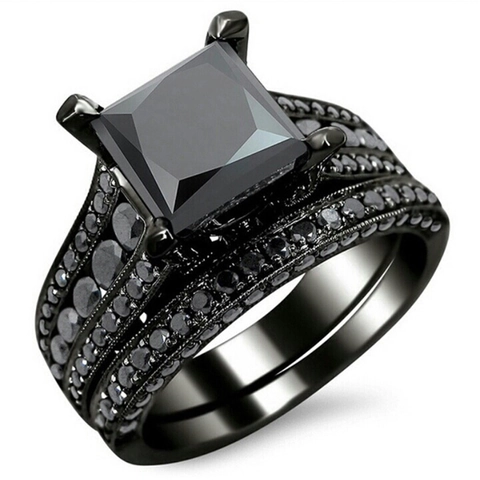 Vintage Schwarz Gold Plattierte Legierung Ringe Mit Prinzesschliff Quadratischen Zirkonia Für Herren Damen Unisex Retro Schmuck