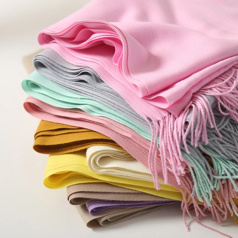 Sciarpa In Finto Cashmere Da Donna Tinta Unita Caldo Inverno Scialle Con Nappine Morbido Versatile Accessorio Moda