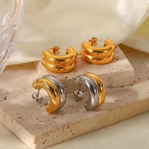 Orecchini A Cerchio Spessi A Forma Di C In Acciaio Inossidabile Placcato Oro 18K Colori Misti Stile Minimalista Per Donna