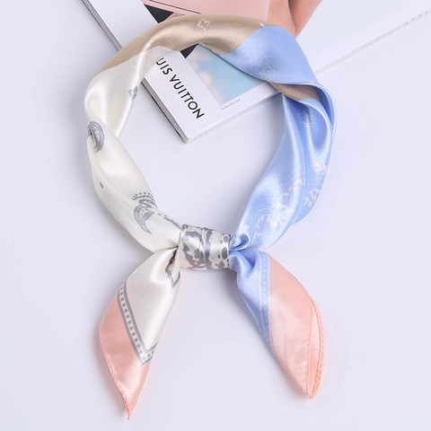 Foulard Quadrato Da Donna In Imitazione Raso Satinata Con Stampa Floreale Paisley Motivo Geometrico Accessorio Per Capelli