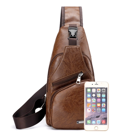 Herren Brusttasche PU Leder Wasserdicht USB Ladeanschluss Kopfhörerloch Casual Travel Crossbody Sling Bag