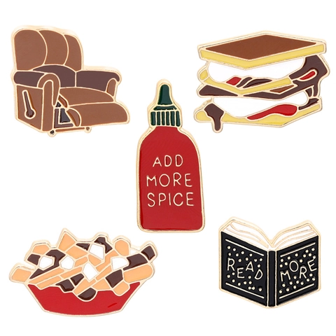 Spilla Pin In Smalto Cartone Animato Lega Zinco Cibo Libro Divano Patatine Distintivo Risvolto Decorativo Gioielli Regalo