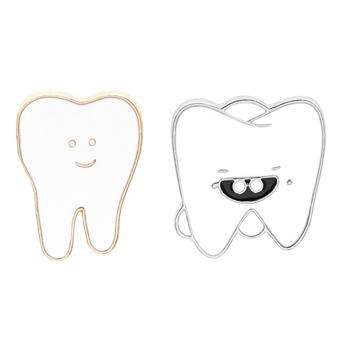 Spille In Smalto Per Denti Cartone Animato Spilla Lega Di Zinco Goccia D'olio Sorriso Carino Occhiali Da Sole Distintivo