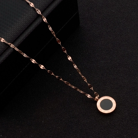 Collana Con Ciondolo In Acciaio Inossidabile Doppio Strato Numeri Romani Intarsio Conchiglia Oro Rosa Catena Bamboo Donna