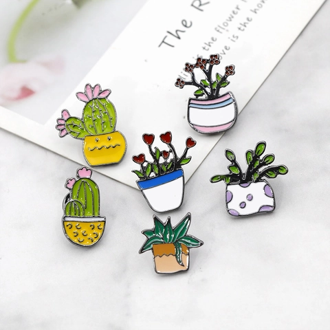 Cute Cartoon Cactus Potted Plant Alloy Enamel Brooch Pin Geometric Electroplated Green Plant Badge Clothes Bag Lapel Pins Gift Unisex