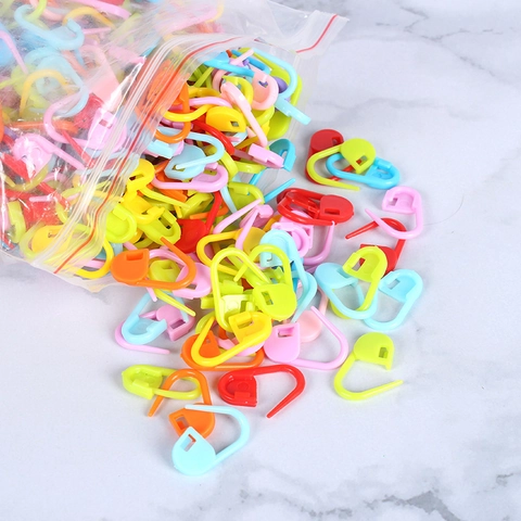 Colorful Plastic Locking Stitch Markers For Knitting And Crochet Needlework Projects Safety Pin Shape DIY Weaving Tools