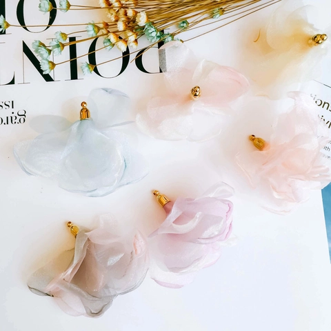 Chiffon Flower Petal Pendant Charms With Alloy Metal Caps For DIY Earring Jewelry Making Romantic Elegant