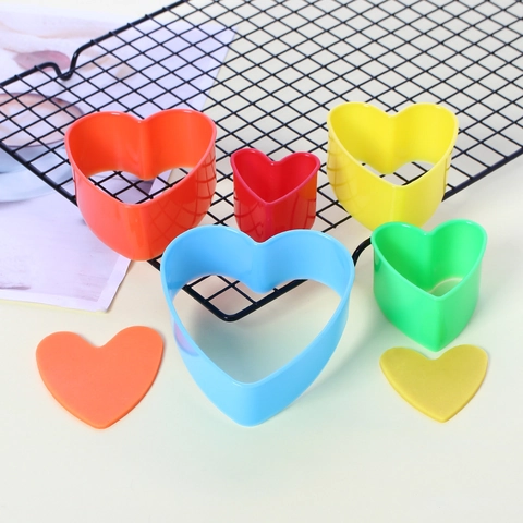 Stampo Colorato in Plastica per Tagliabiscotti Forme a Cuore Stella Fiore Tondo Quadrato per Biscotti Fondente Pasticceria Cucina