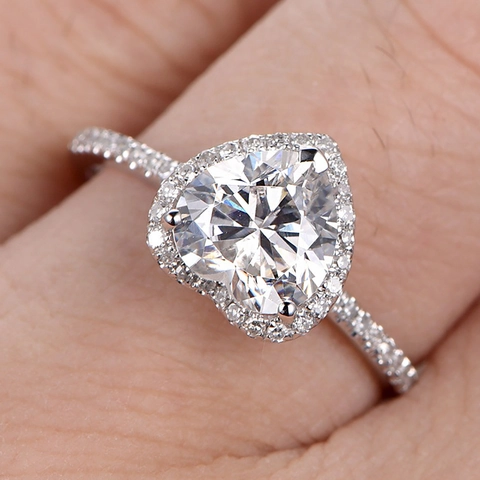 Fashion Heart Shape Zirconia Halo Ring Alloy Inlaid Heart Engagement Wedding Ring Jewelry Accessory For Women Anniversary Gift