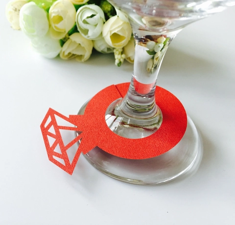 Marcadores De Copa De Vino Con Forma De Anillo De Diamante Hueco Cortado Con Láser Papel Perla Artificialdo Tarjetas De Lugar Decoración De Boda Fiesta