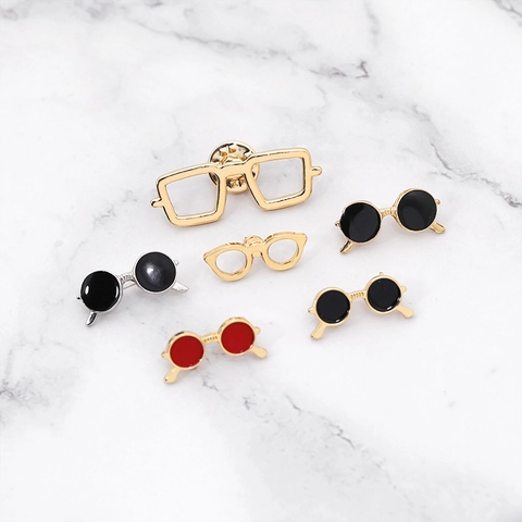 Moda Creativa Occhiali Da Sole Forma Spilla Lega Smalto Pin Da Risvolto Tendenza Gioielli Accessorio Per Vestiti Borse Unisex
