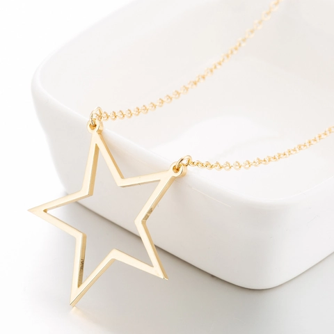 Collar Con Colgante De Estrella Hueca De Acero Inoxidable Joyería Minimalista Geométrica Para Mujer