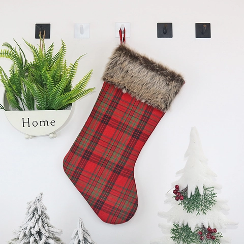Christmas Stocking Classic Red Plaid Fabric Hanging Sock With Plush Faux Fur Cuff Holiday Home Decor Fireplace Ornament