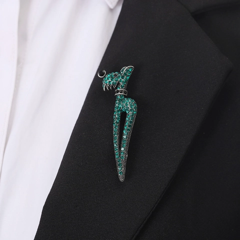 Fashion Alloy Rhinestone Dog Brooch Cartoon Creative Ghost Pumpkin Halloween Brooches For Women Animal Lapel Pin Jewelry