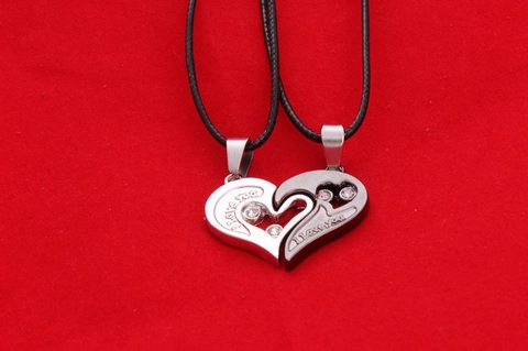 Alloy Heart Shaped Puzzle Necklace With Rhinestones And Black Cord I Love You Engraved Couples Jewelry Gift