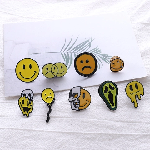 Quirky Cartoon Enamel Pin Set Alloy Melting Smile Face Skull Balloon Brooches For Denim Jacket Backpack Accessory Jewelry