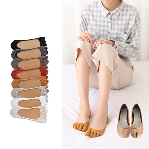 Women's Five Finger Invisible Socks Casual Cotton Blend Split Toe Boat Socks Silicone Heel Low Cut Breathable Tabi Socks