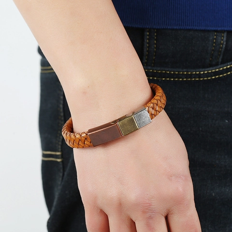 Bracciale Da Uomo In Pelle Intrecciata Con Chiusura Magnetica In Acciaio Inossidabile Multicolore Stile Punk Retro