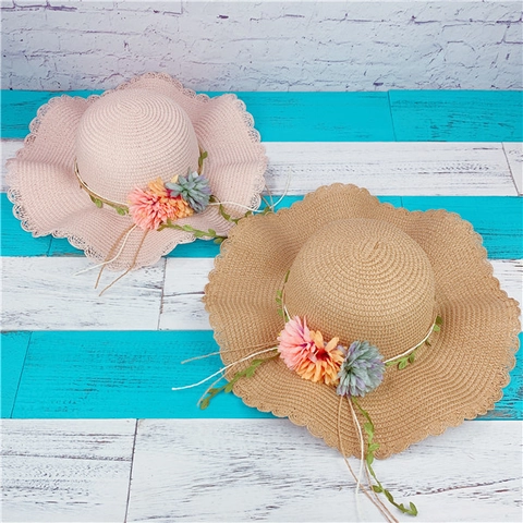 Women Braided Straw Sun Hat Wide Scalloped Brim With Flower Decor Pastoral Beach Vacation Style Breathable Chin Strap