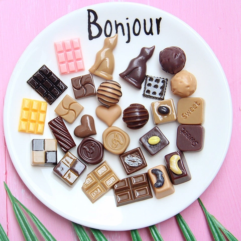 Simulazione Cioccolato Miniatura Cibo Resina Cabochon DIY Custodia Telefono Copricapo Orecchini Artigianato Cuore Gatto Forme