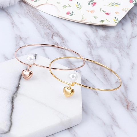 Bracciale Rigido Minimalista In Acciaio Inossidabile Con Ciondolo A Cuore E Perla Artificial Stile Coreano Elegante Gioielli Da Donna