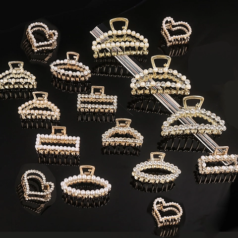 Pince À Cheveux Élégante Alliage Avec Strass Et Künstliche Perles Forme Géométrique Lune Cœur Accessoire Pour Femmes