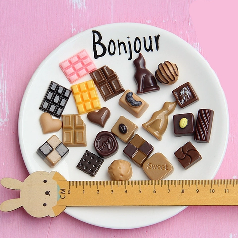 Simulazione Cioccolato Miniatura Cibo Resina Cabochon DIY Custodia Telefono Copricapo Orecchini Artigianato Cuore Gatto Forme