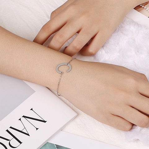Dames Titaniumstaal Beginletter Armband Zilver 26 Engelse Hoofdletters Hanger Verstelbare Ketting Mode Sieraden Cadeau