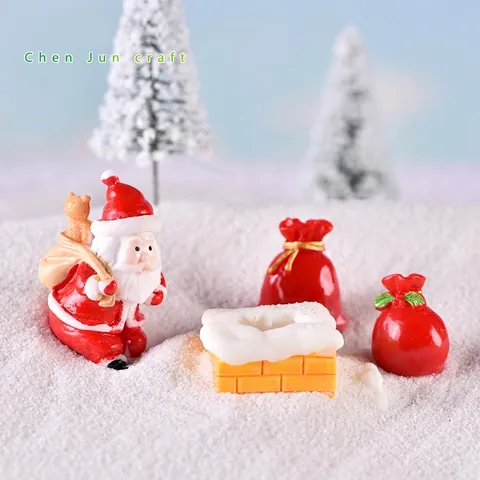 Christmas Miniature Resin Ornaments Santa Claus Snowman Train Tree Micro Landscape Desktop Decor Festive Figurine Accessory
