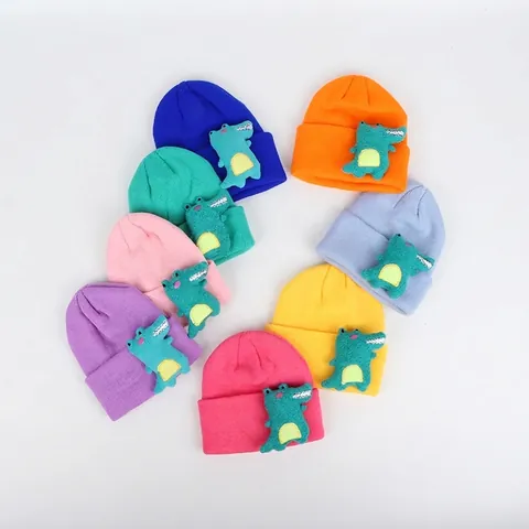 Kinder Strickmütze Beanie Warm Acryl Winter Umschlagmütze Mit 3D Cartoon Dinosaurier Plüschflicken Bonbonfarben