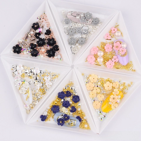 3D Nail Art Decorations Mixed Shell Flowers Resin Artificial Pearls Metal Beads Rhinestones DIY Manicure Accessories For Women