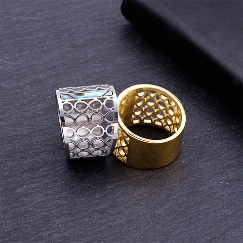 316L Stainless Steel Wide Ring With Hollow Geometric Pattern And Inlaid Abalone Shell Simple Fashion Jewelry For Women