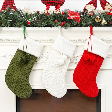 Calza Di Natale In Maglia Con Risvolto In Pelliccia Sintetica E Pompon Trecce Decorazione Da Appendere Camino Casa