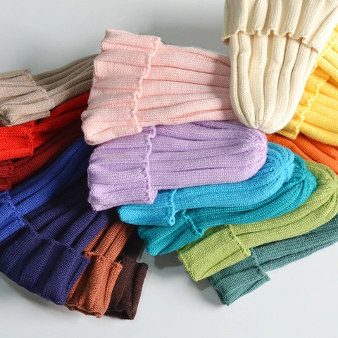 Gorro de Punto de Acrílico de Color Sólido para Niños y Adultos Moda de Canalé Invierno Cálido Gorro Suave Accesorio Diario