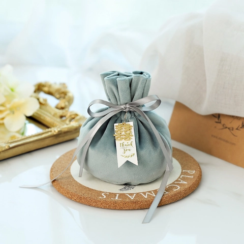 Velvet Drawstring Gift Bags Wedding Candy Pouch Satin Ribbon Bow Alloy Heart Charm Thank You Card Favor Jewelry Storage